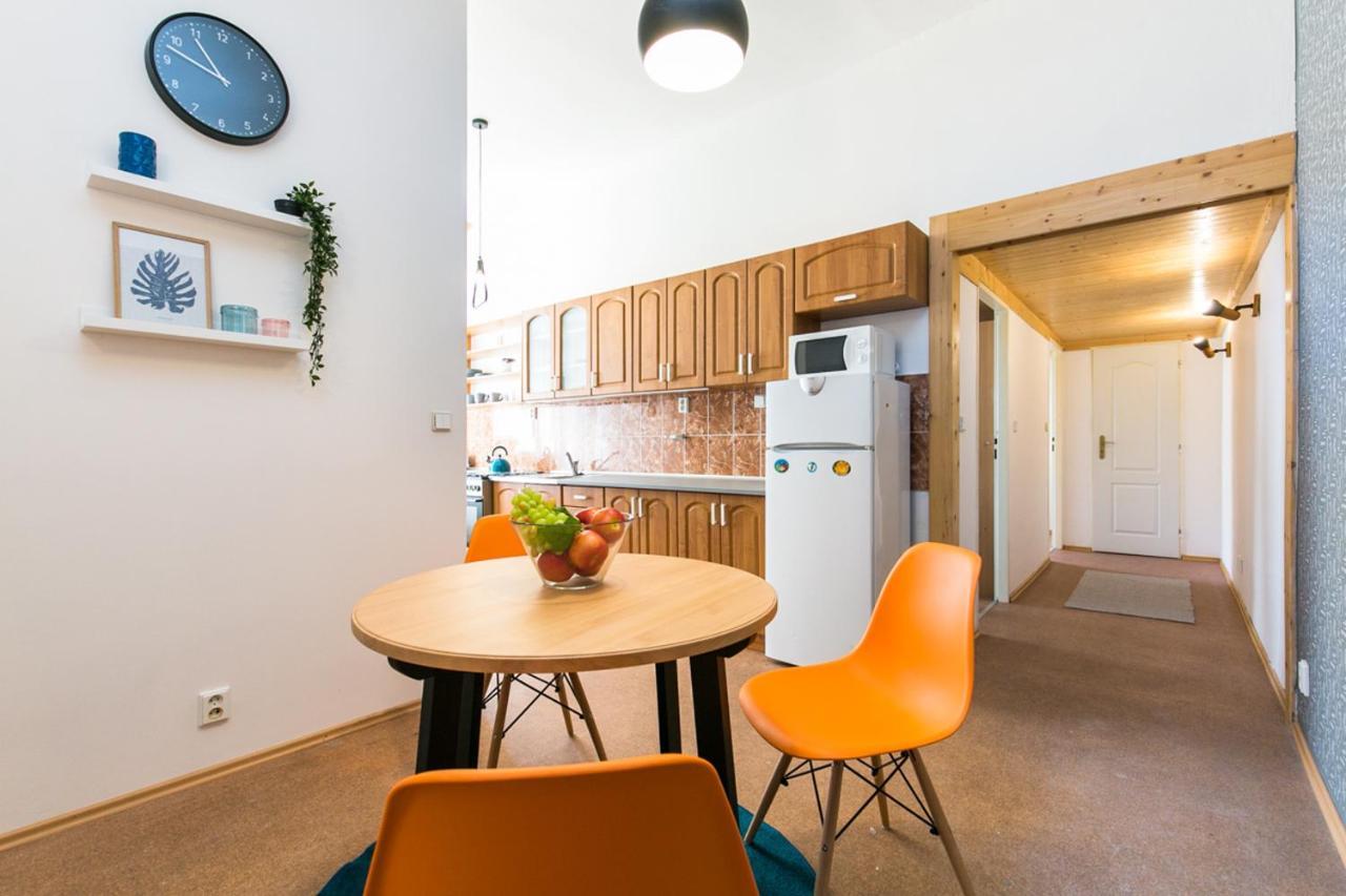 Apartment Lublanska 48 Prague Ngoại thất bức ảnh